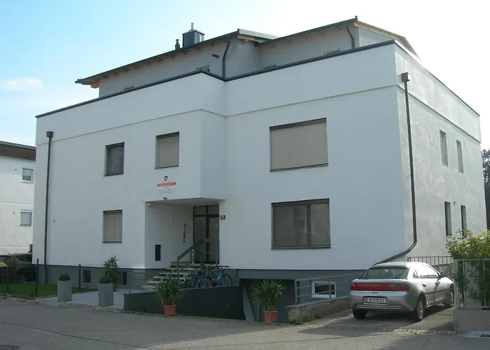 Paul\'S Home